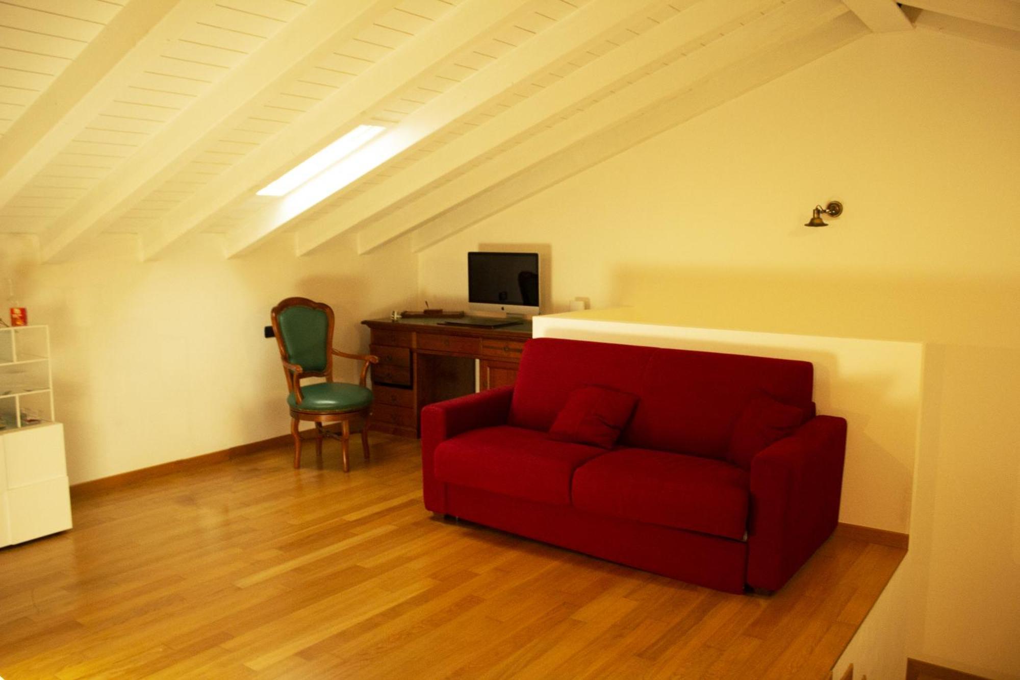 Bb Tortona Bed and Breakfast Milaan Buitenkant foto