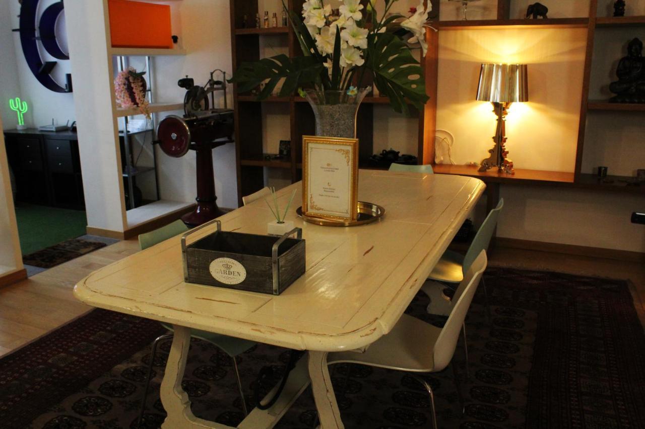 Bb Tortona Bed and Breakfast Milaan Buitenkant foto